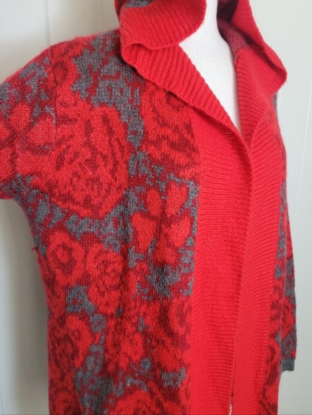 Anthropologie × Sparrow Maraschino Floral Sweater Coat Red & Gray Cardigan M/L - Picture 5 of 12